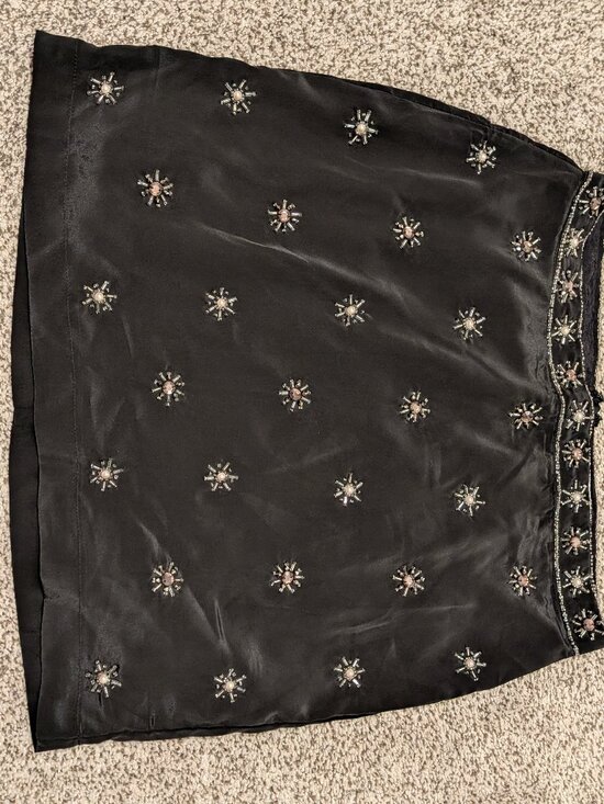 Dresses & Skirts - Reitmans Black Satin Beaded Jewelled Starburst Mini Skirt Petites Size 2